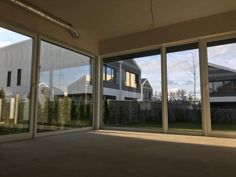 Widok z okien Modern House